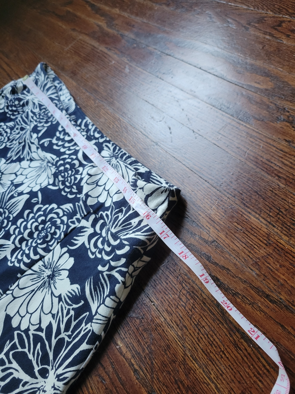 Talbots Women's Navy White Floral Maxi Skirt Slit Style Sz M Casual Church Wear - Picture 9 of 17